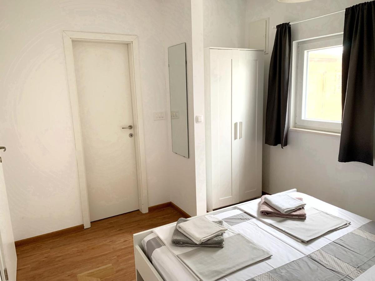 Apartments Cvijet Mora 斯瑞瑟尔 外观 照片